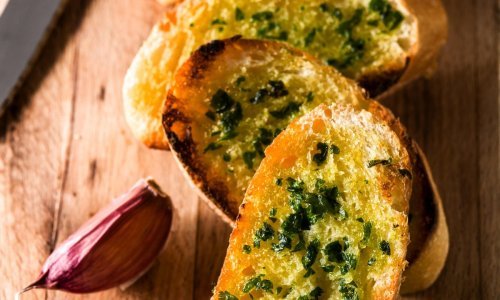 Ovaj recept morate probati: Kruh s češnjakom kakav još niste jeli