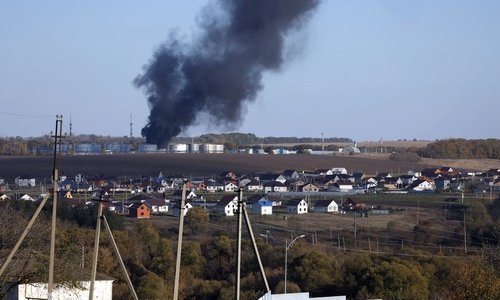 Zapalio se ruski spremnik s gorivom blizu granice s Ukrajinom