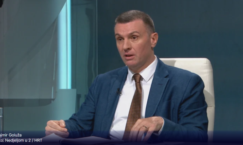 Goluža o Tomaševiću, Srebrnjaku, igli zaostaloj u tijelu pacijentice i izvođenju pobačaja