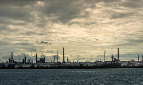 Cijene nafte znatno su pale