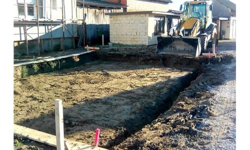 Tvrtke koje u obnovi grade 40 posto zamjenskih kuća u blokadi