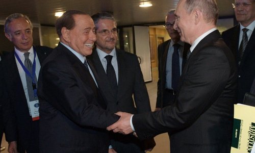 Pojavila se nova snimka na kojoj Berlusconi otvoreno brani Putina i agresiju na Ukrajinu