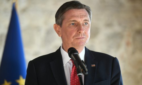 Pahor pozvao slovenske birače da biraju onoga tko će brinuti o jedinstvu zemlje