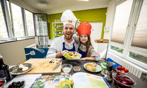 Lidlov novi program lojalnosti – personalizirana dječja kuharica