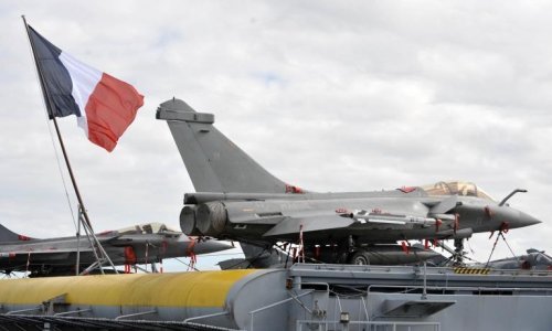 Francuska uključila nosač aviona u borbu protiv IS-a