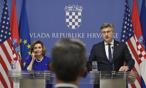 Pelosi nakon sastanka s Plenkovićem: 'Vi ste narod koji se borio za demokraciju. Naši politički vođe stoje rame uz rame'