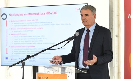 'Srce je i srce interneta u Hrvatskoj, a podatkovnim centrima i mrežnim povezivanjem tih sjedišta unaprijedit ćemo znanost i visoko obrazovanje'