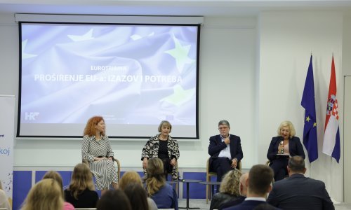 'Europska unija neće se raspasti, ali stavovi nikad nisu bili različitiji, urušava se njemačko-francuska osovina. Puno je pitanja oko Srbije, a sve je napetije i u BiH'