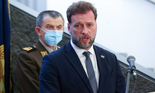 Banožić kadetima: 'Nikada ne zaboravite da ste sljednici hrvatskih branitelja i nemojte posustati pred izazovima'