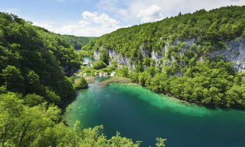 Zašto se sve više Britanaca zaljubljuje u naše more, jezera i planine