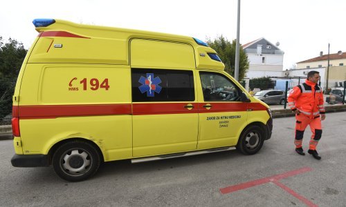 Poznat uzrok nesreće u Pakoštanima u kojoj je četvero ljudi teže, a jedanaest lakše ozlijeđeno