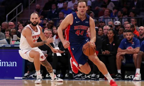 Bojan Bogdanović opet natrpao koš suparnika, ali Pistonsi nisu uspjeli izbjeći novi težak poraz