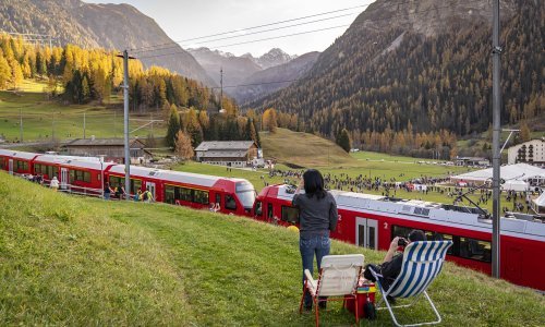 [VIDEO/FOTO] Zašto i kako je Švicarska izgradila vlak dug dva kilometra? 'Sedam strojovođa moralo je biti sinkronizirano svake sekunde'