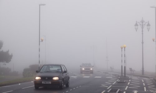 Od danas i danju obavezno korištenje dnevnih svjetala na motornim vozilima