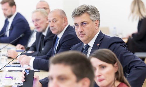 [FOTO] Plenković o dogovoru sa sindikatima: Naš cilj je da što je više moguće podržimo naše radnike