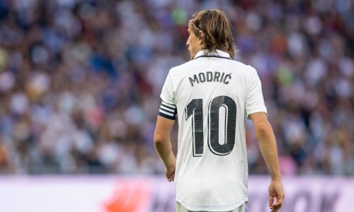 Poznato je 14 sudionika osmine finala Lige prvaka, za preostala dva mjesta bore se dva Red Bulla te Milan i Šahtar