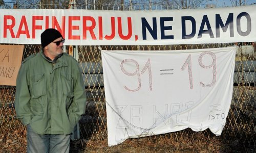 'Korporativni interes je da se rafinerija u Sisku zatvori jer stvara gubitke, a nacionalni da se ne zatvori. To je suštinski problem'