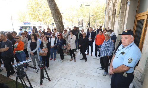 Bliži se odluka o spornom kampu u Omišu, već se najavljuju tužbe