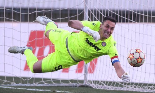 Potvrđene su najgore moguće vijesti za Hajduk; kapetan 'bilih' je zbog ozljede i operacije izgubljen do kraja sezone