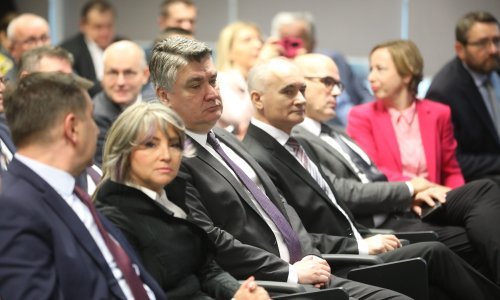 [VIDEO/FOTO] Milanović studentima novinarstva: Niste vi krivi za loše stanje u medijima, ali hvala Bogu da postoje Srbija i drugi još gori od nas