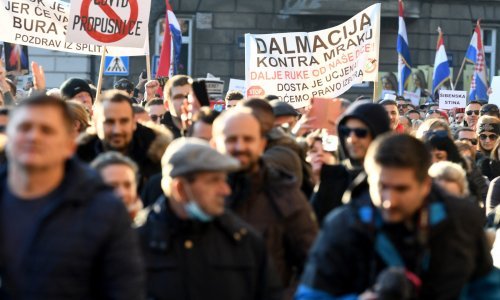 Zagrebom se šire pozivi za prosvjed: 'Korak po korak, grad po grad'