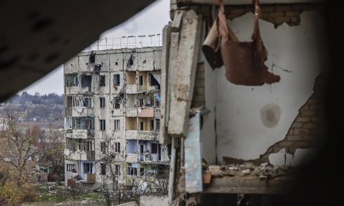 Ukrajina i Rusija međusobno se optužuju za baražnu vatru