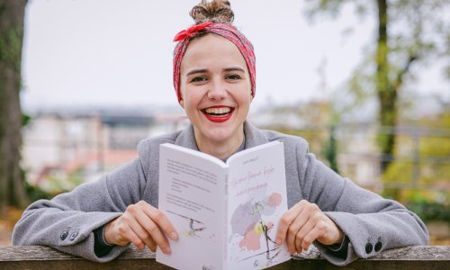 [FOTO] Njezini zabavni sadržaji 'iskaču iz paštete' na društvenim mrežama: Psihologinja Ena Rajić ima moćno oružje kojim se bori protiv negativnosti i nepravde