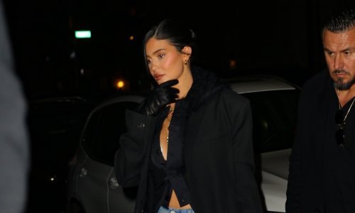 Ona ne zna reći 'ne' trendovima: Prošetala 'puddle' traperice i potvrdila novi hit sezone