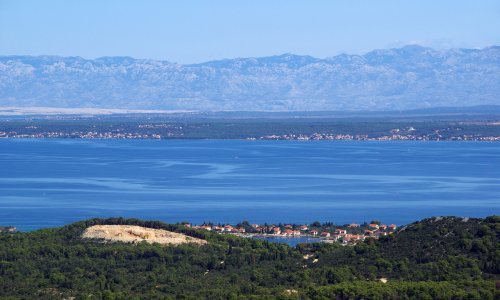 HDZ-ov načelnik krivotvorio dozvole za gradnju, a ni nakon zabrane nije stao nego je uklonio službeni znak i završio projekt