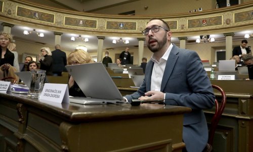 Tomašević: Još uvijek nije utvrđen uzrok smrada na Jakuševcu, uskoro i rok zgradama za prilagodbu novom modelu prikupljanja otpada