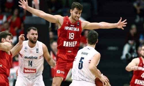 [FOTO/UŽIVO]: Hrvatska uvjerljivom pobjedom u Grazu nad Austrijom ostala na 100 posto!