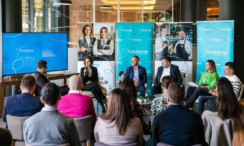 Turistička kompanija mami nove zaposlenike s 15.000 kuna bonusa u 2023., u potrazi za ljudima sudjeluju Doris Pinčić i Marko Tolja