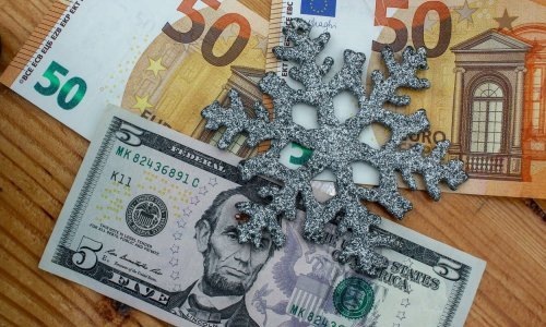 Dolar oštro pao prema košarici valuta, euro ponovno iznad 1 dolara