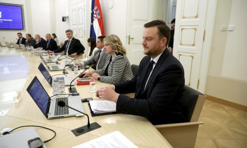 [DOKUMENT] Ministar Primorac iznio detalje prvog proračuna u eurima: Pogledajte na što se koliko novca planira potrošiti