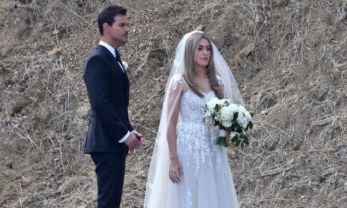 Pogledajte u kakvoj je raskošnoj vjenčanici sudbonosno 'da' izgovorila zaručnica zvijezde 'Sumrak sage'