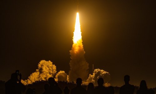 [FOTO/VIDEO] Polijetanje uspješno! NASA lansirala raketu i napravila prvi važan korak prema životu na Mjesecu