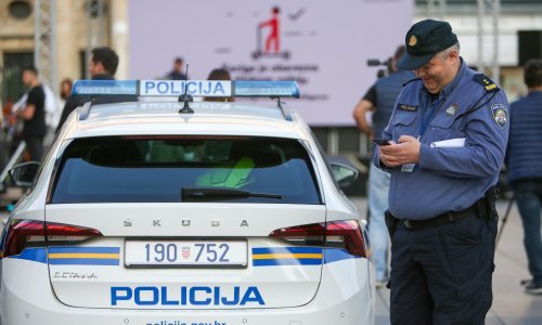 Gotovo 30 tisuća kuna kazne vozaču u Puli koji je usred noći zaustavljen pijan, a nakon čega je napao policiju