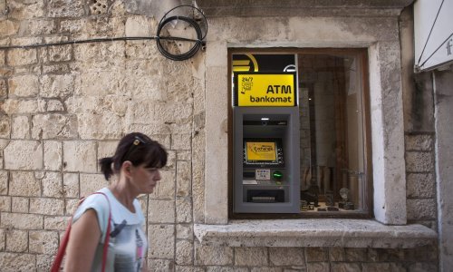 Bankomati od prosinca uvode promjenu zbog lakšeg prelaska na euro