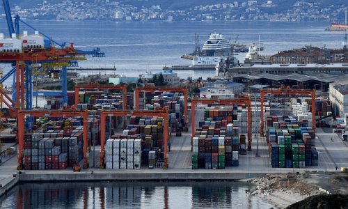 Izvoz u deset mjeseci porastao 33,4 posto, uvoz 50,4 posto
