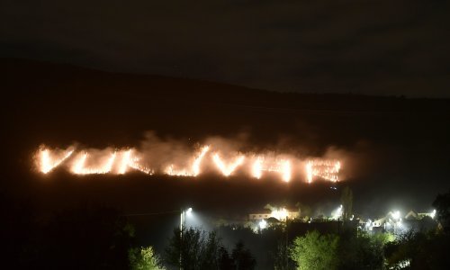 [FOTO] Diljem Hrvatske svijećama i lampašima obilježava se Dan sjećanja