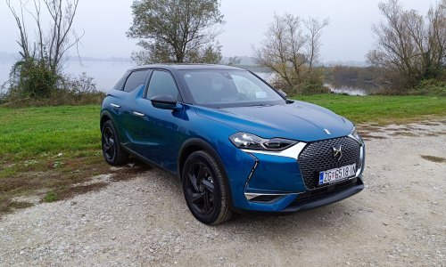 [FOTO/VIDEO] Vozili smo DS 3 Crossback Rivoli PureTech 130 S&S EAT8: Mali kompaktni biser je čista avangarda