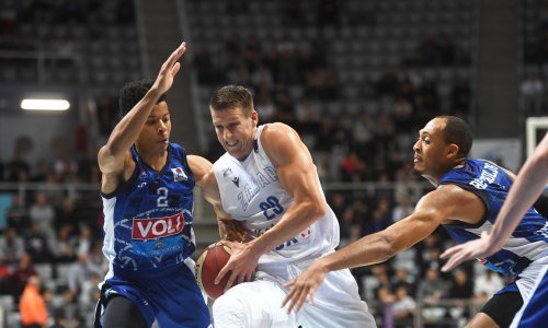 [FOTO] Zadarski košarkaši izgubili dobivenu utakmicu; imali su ogromnu prednost dvije minute prije kraja, ali...