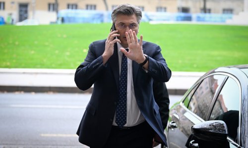 Plenković nakon predsjedništva HDZ-a prokomentirao Schengen, nogomet u školama, Milanovića te nove cijene goriva
