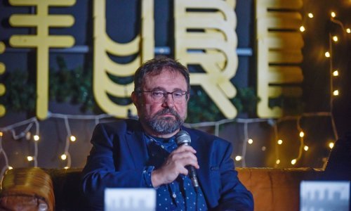 Predstavljen roman Zorana Ferića 'Dok prelaziš rijeku'