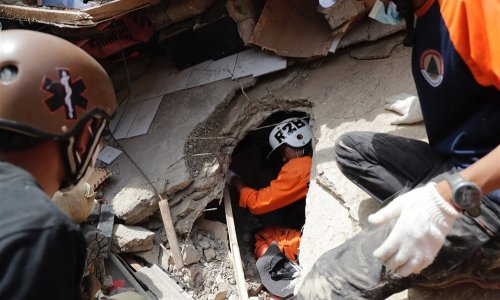 Indoneziju uzdrmao potres od 6,4 po Richteru, zasad nema opasnosti od cunamija