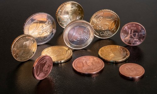 Do 13. prosinca prodano 440.158 paketa eurokovanica