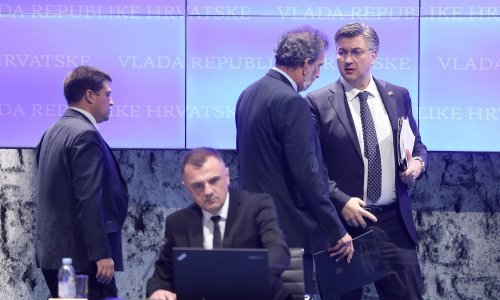 Vlada povukla iz procedure izmjene Zakona o plaćama u lokalnoj samoupravi