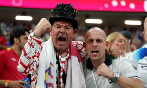 Dio engleskih navijača oglušio se na upozorenje, pa im je zbog uvredljive odjeće zabranjen ulazak na stadion