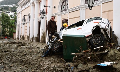 Raste broj poginulih u odronima tla na Ischiji, premijerka Meloni proglasila izvanredno stanje na otoku