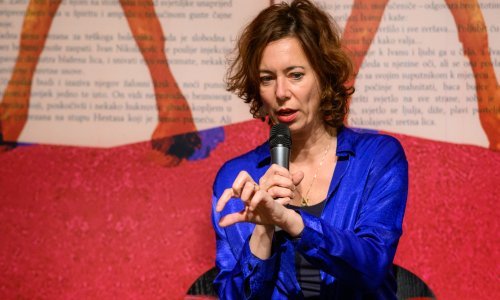 [FOTO] Sa(n)jam knjige u Istri: Eva Menasse predstavila roman 'Dunkelblum'